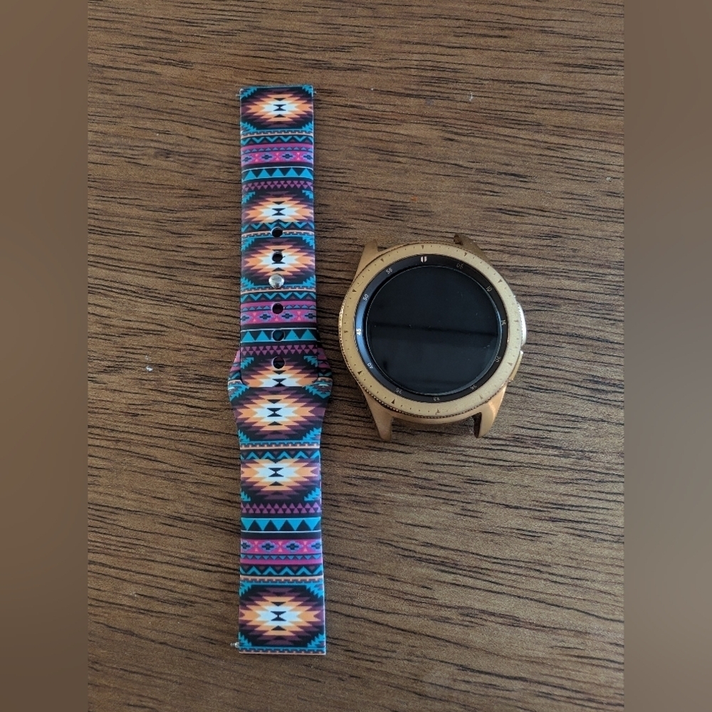 Samsung Galaxy Watch 42mm SM-R810 Rose Gold Bluetooth Smartwatch - Pre Owned